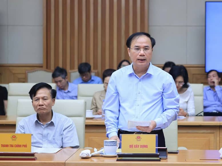 Thứ trưởng bộ xây dựng Nguyễn Văn Sinh